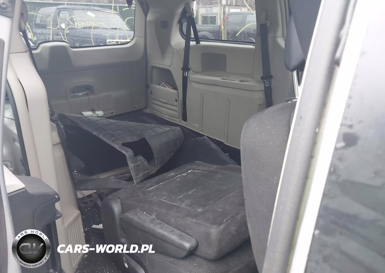 2011 Dodge Grand Caravan Crew VIN:2D4RN5DG1BR805305 - 8