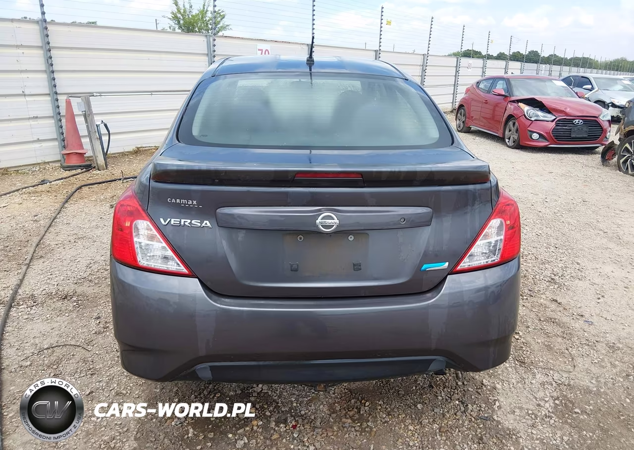 2015 Nissan Versa 1.6 S+ VIN:3N1CN7AP9FL851800 - 17