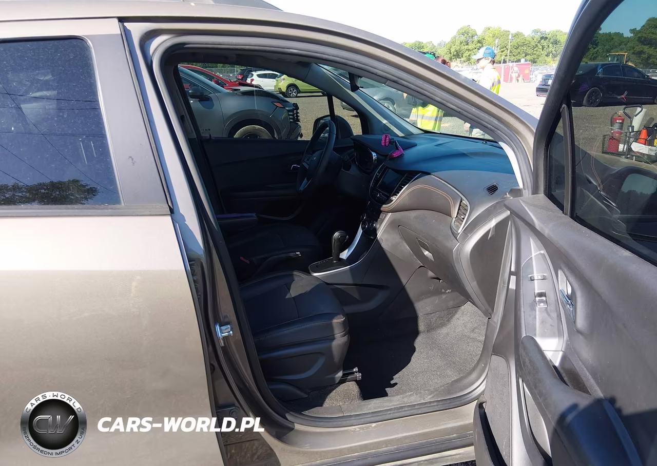 2021 Chevrolet Trax Awd Lt VIN:KL7CJPSB8MB354860 - 5