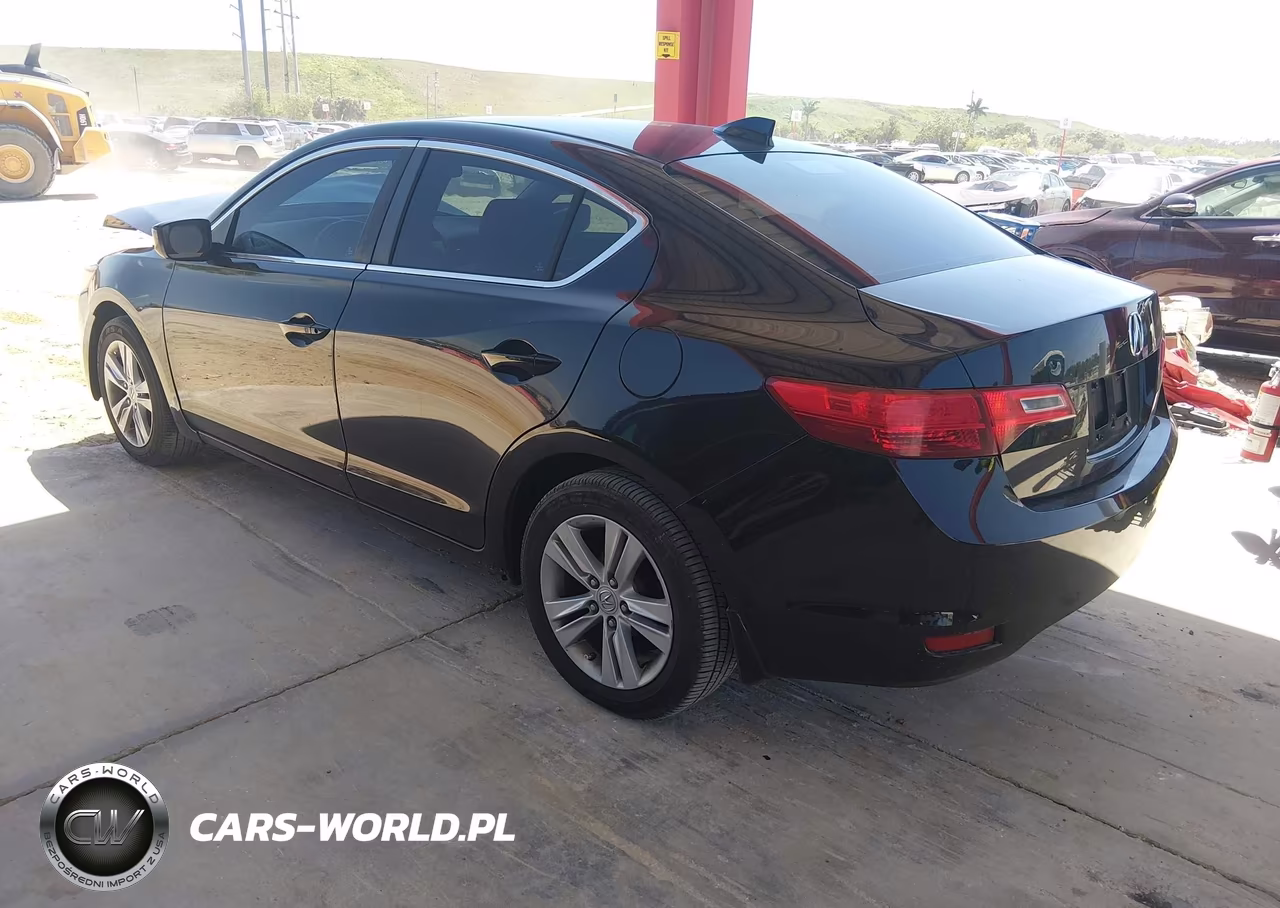 2013 Acura Ilx 2.0L VIN:19VDE1F74DE000330 - 3
