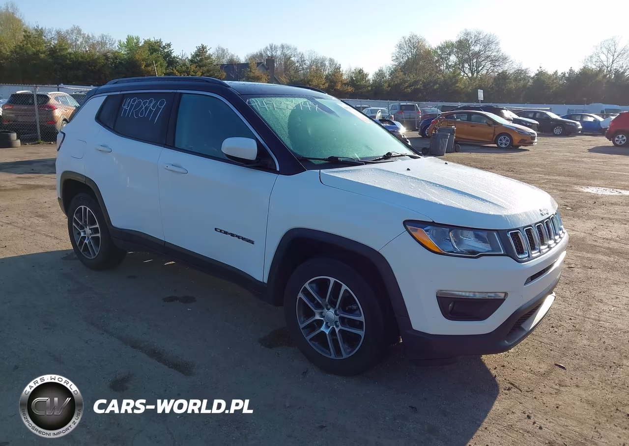 2018 Jeep Compass Latitude 4X4 – zdjęcie 1 z 17