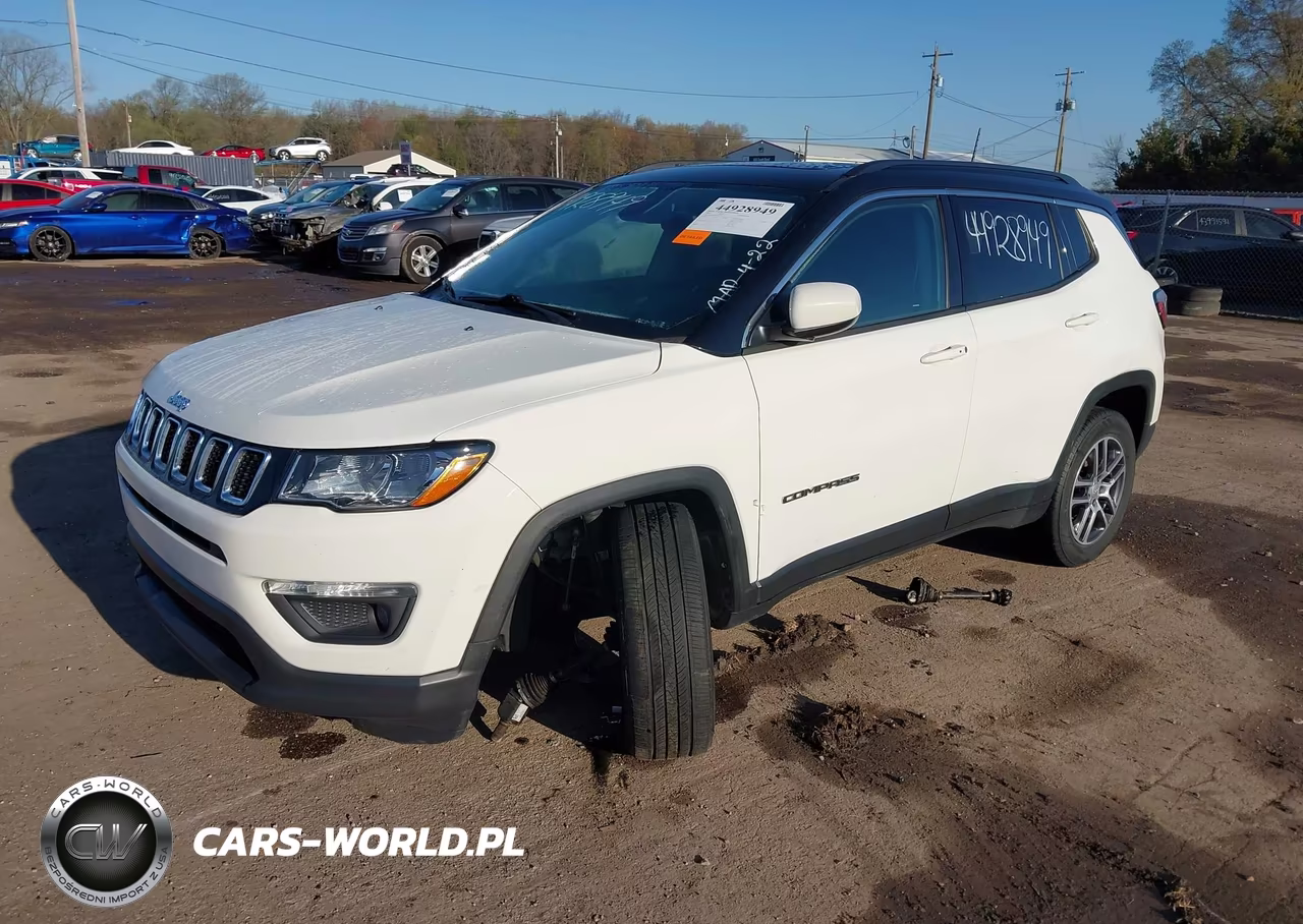 2018 Jeep Compass Latitude 4X4 VIN:3C4NJDBB3JT245713 - 2