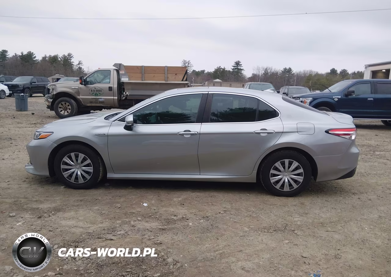 2020 Toyota Camry Le Hybrid VIN:4T1E31AKXLU017884 - 14