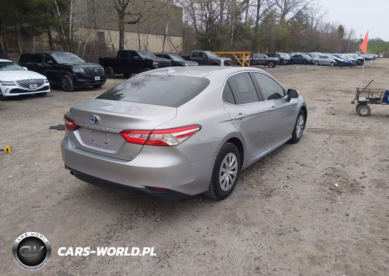 2020 Toyota Camry Le Hybrid VIN:4T1E31AKXLU017884 - 4