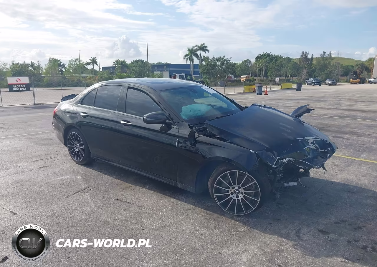 2017 Mercedes-Benz E 300
