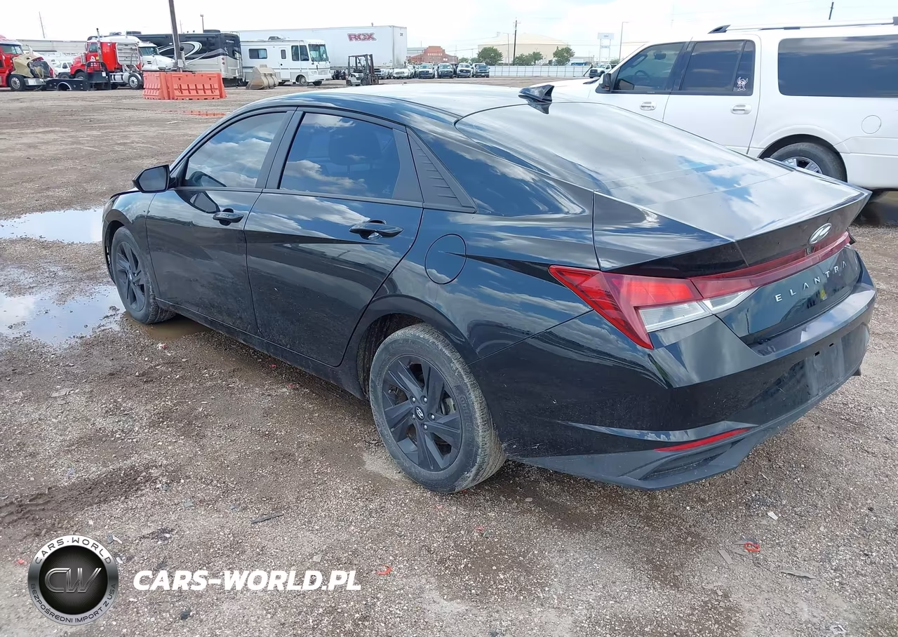 2022 Hyundai Elantra Sel VIN:5NPLS4AG7NH084726 - 3
