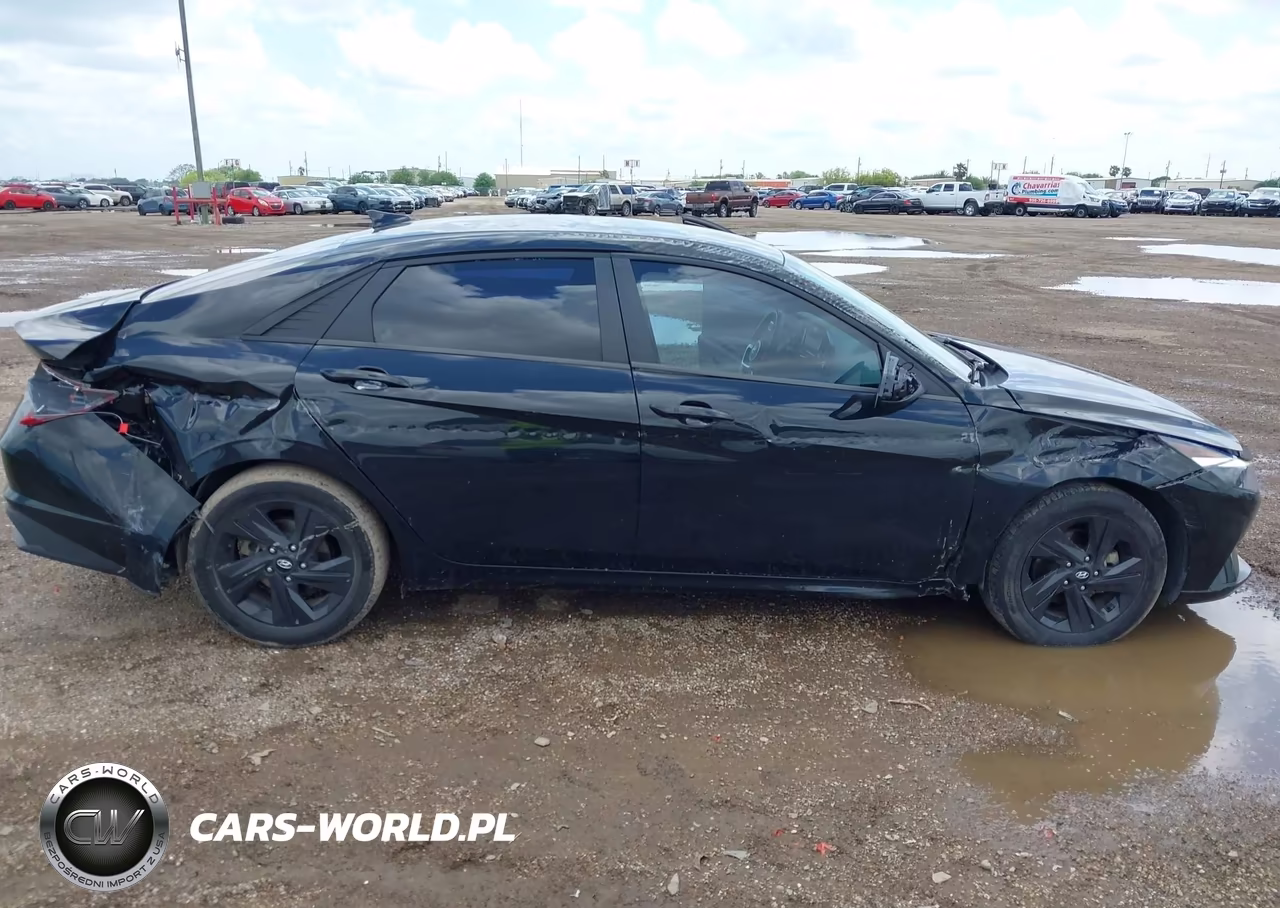 2022 Hyundai Elantra Sel VIN:5NPLS4AG7NH084726 - 6