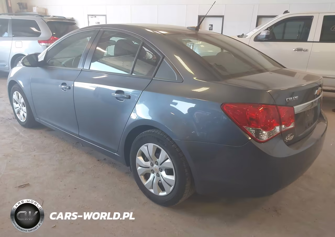 2014 Chevrolet Cruze Ls Auto VIN:1G1PA5SH2E7255459 - 3