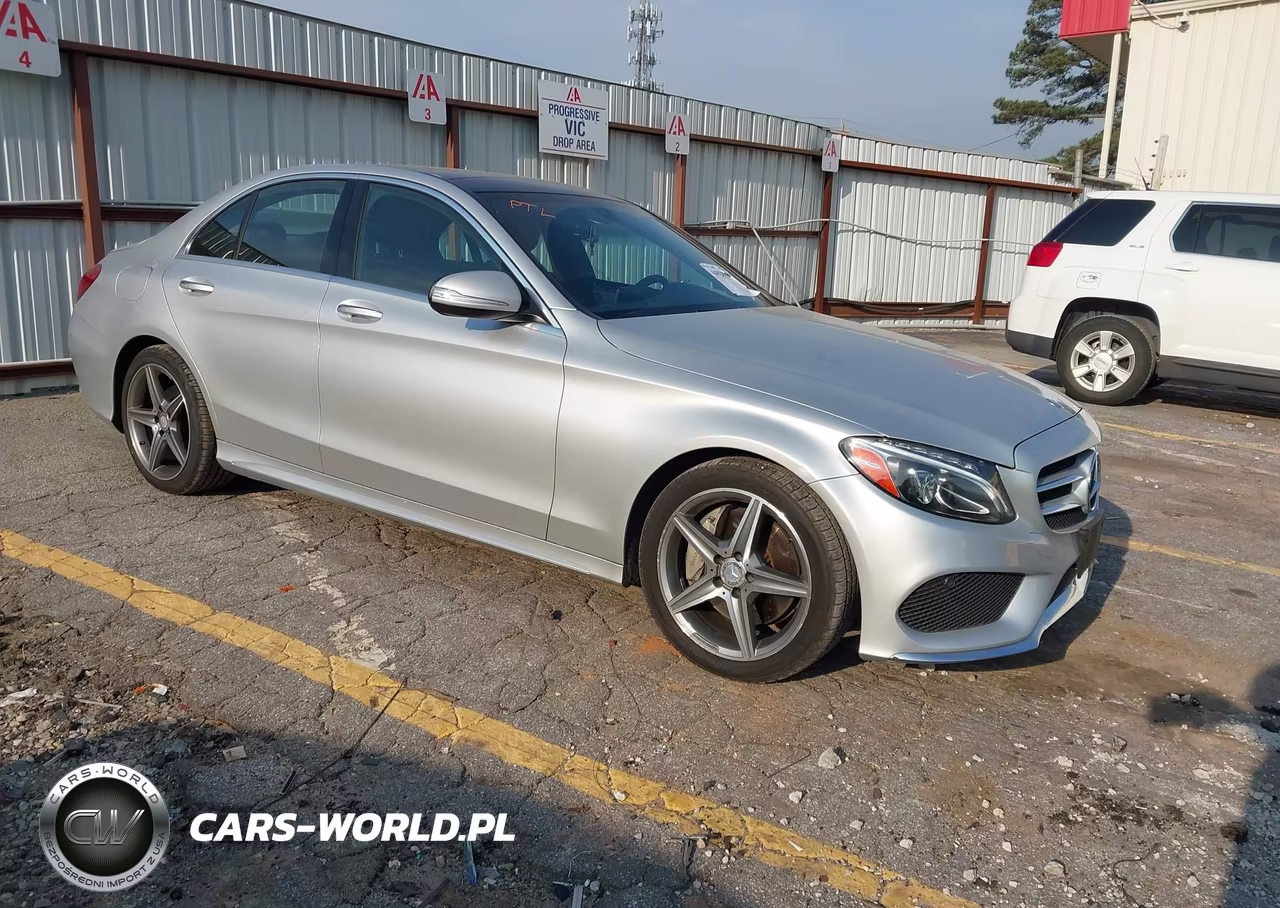 2015 Mercedes-Benz C 300 Sport 4Matic – zdjęcie 1 z 16