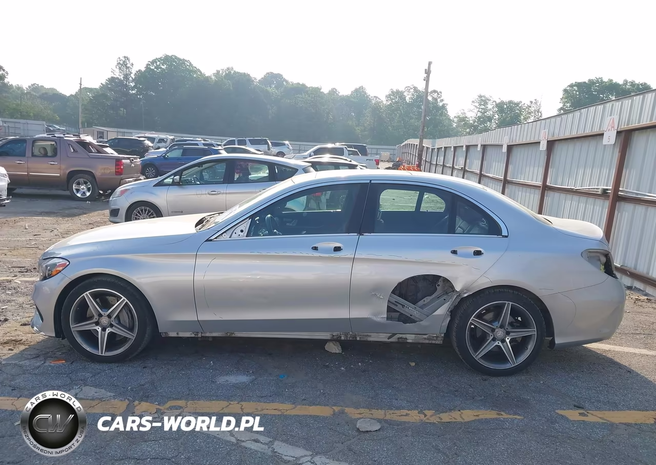 2015 Mercedes-Benz C 300 Sport 4Matic VIN:55SWF4KB9FU058275 - 14