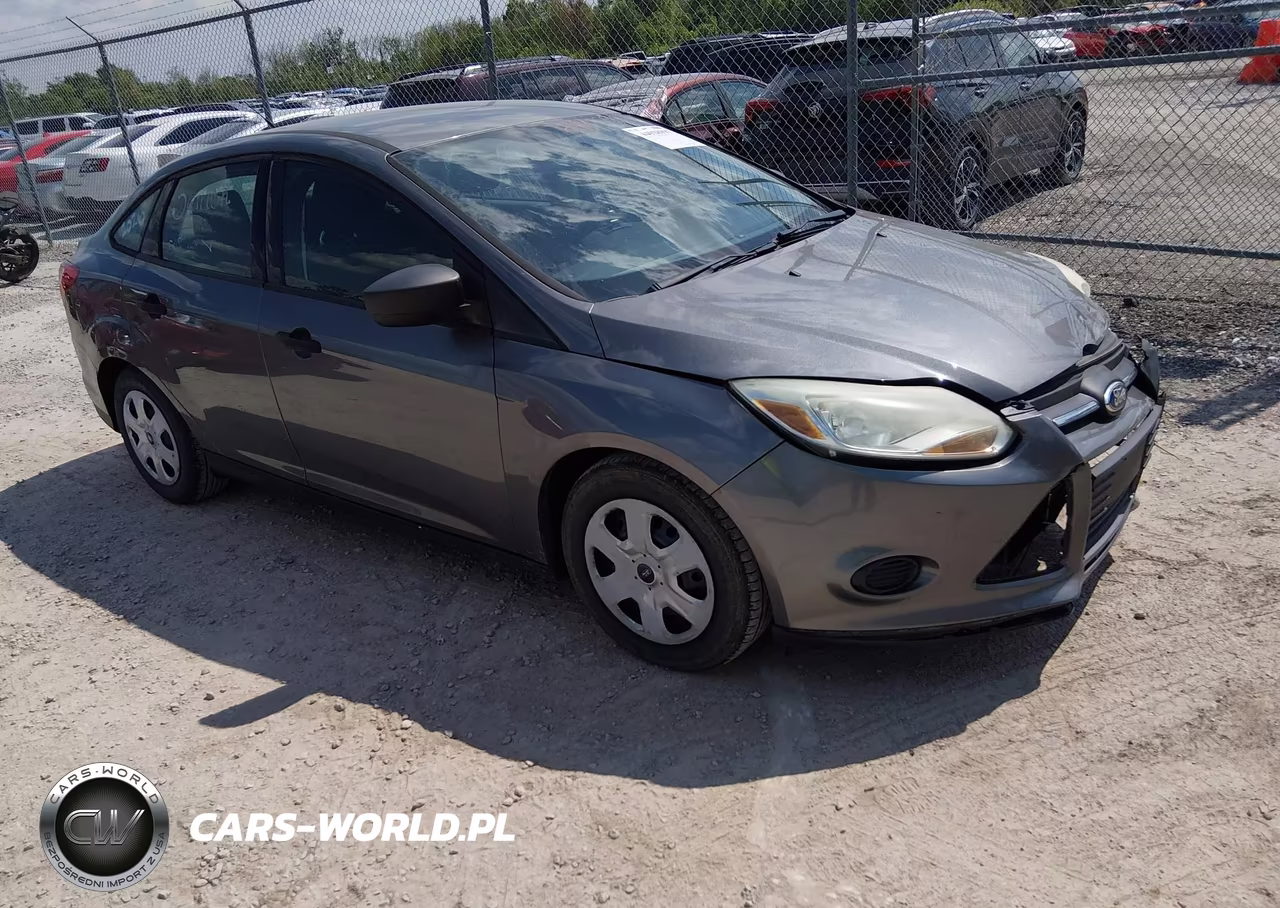2013 Ford Focus S – zdjęcie 1 z 17