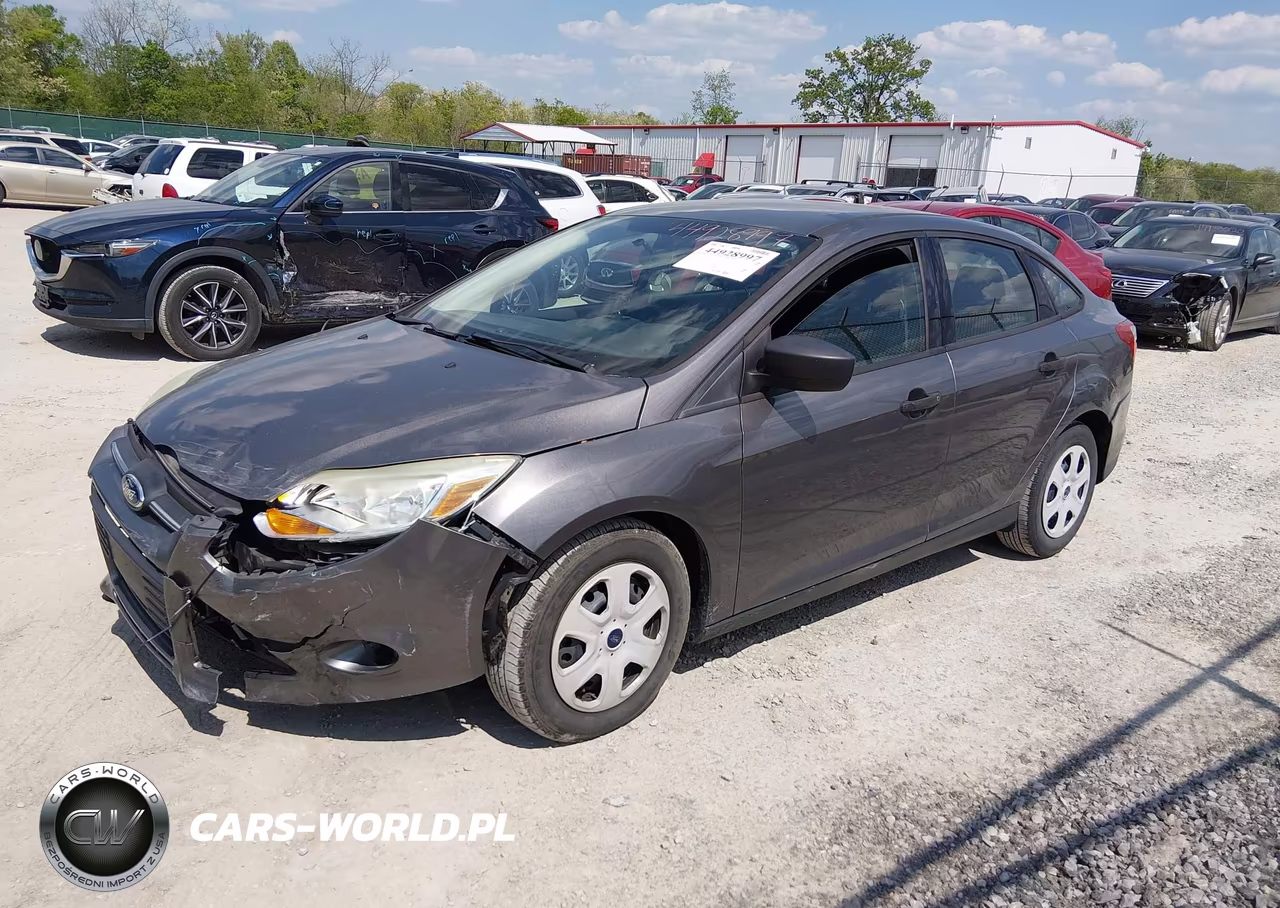 2013 Ford Focus S VIN:1FADP3E24DL208871 - 2