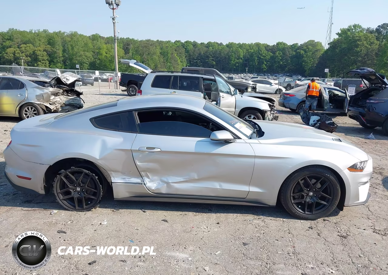 2018 Ford Mustang Ecoboost VIN:1FA6P8TH3J5182552 - 13