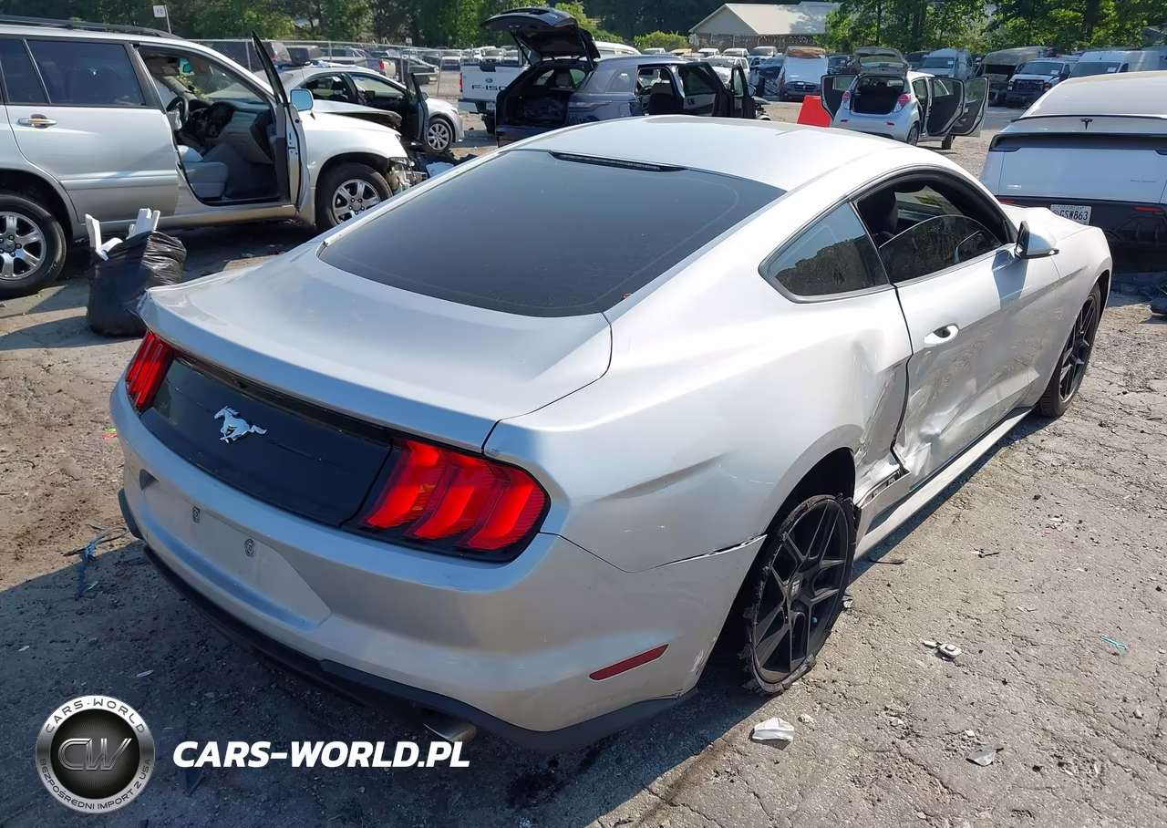 2018 Ford Mustang Ecoboost VIN:1FA6P8TH3J5182552 - 4