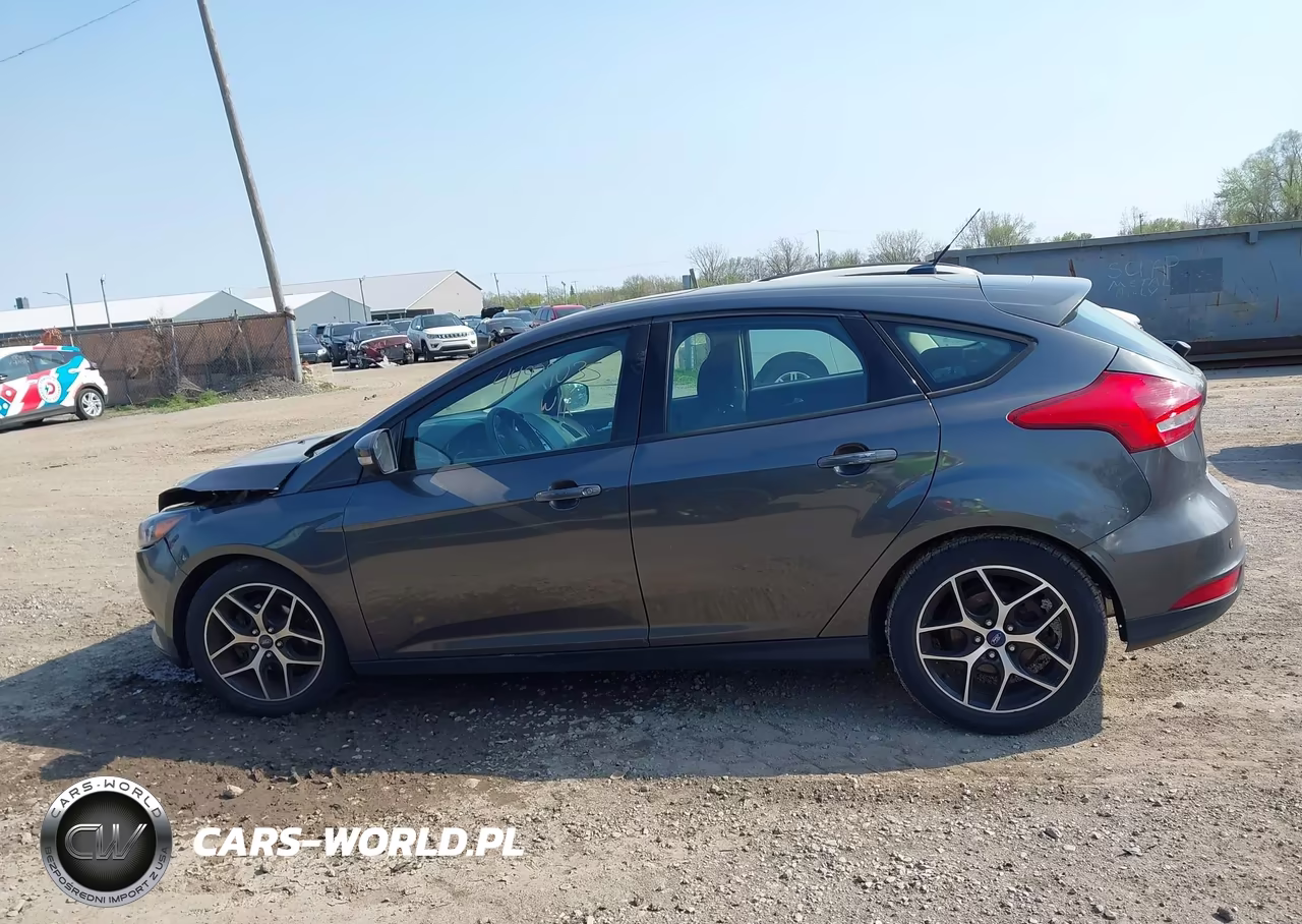 2018 Ford Focus Sel VIN:1FADP3M26JL321167 - 14