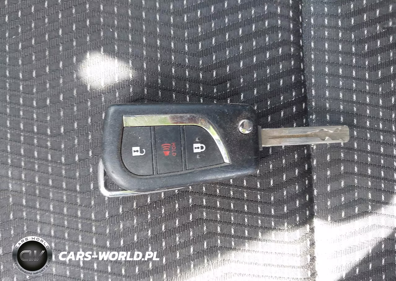 2017 Toyota Corolla Im VIN:JTNKARJEXHJ538503 - 11