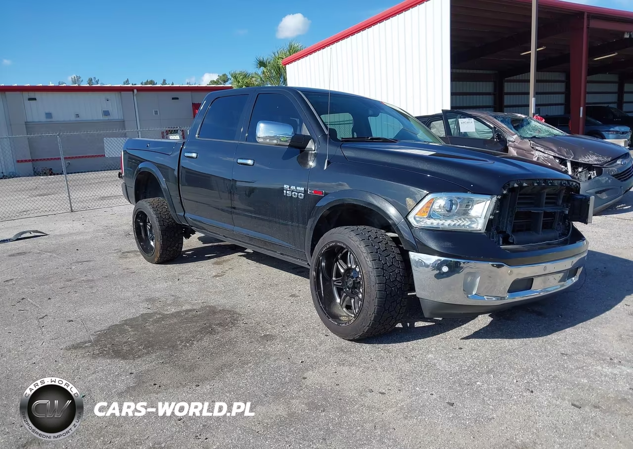 2017 Ram 1500 Laramie 4X4 5'7 Box