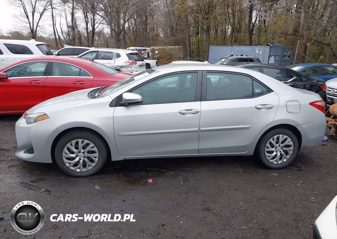 2019 Toyota Corolla Le VIN:2T1BURHE8KC210453 - 14