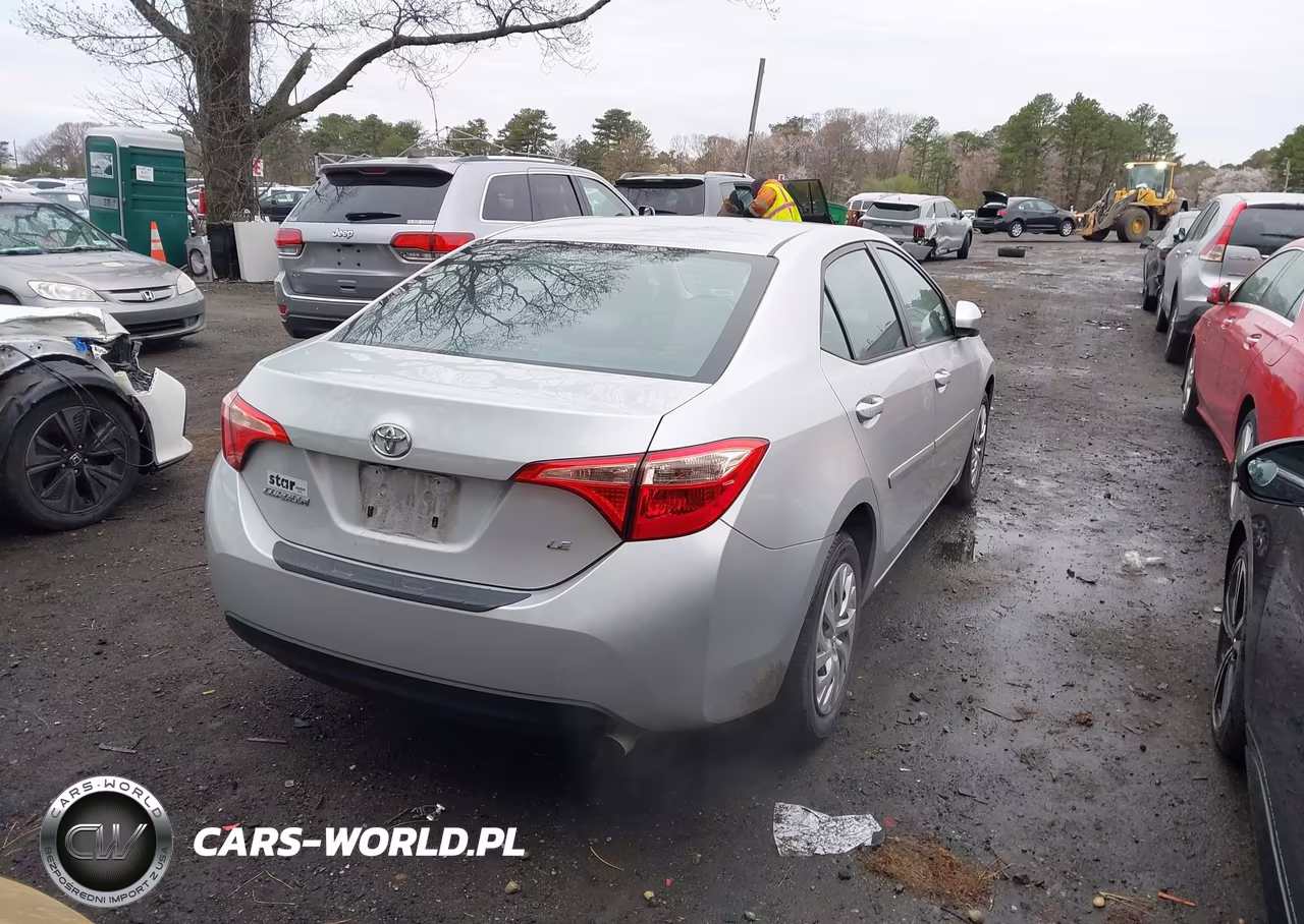 2019 Toyota Corolla Le VIN:2T1BURHE8KC210453 - 16