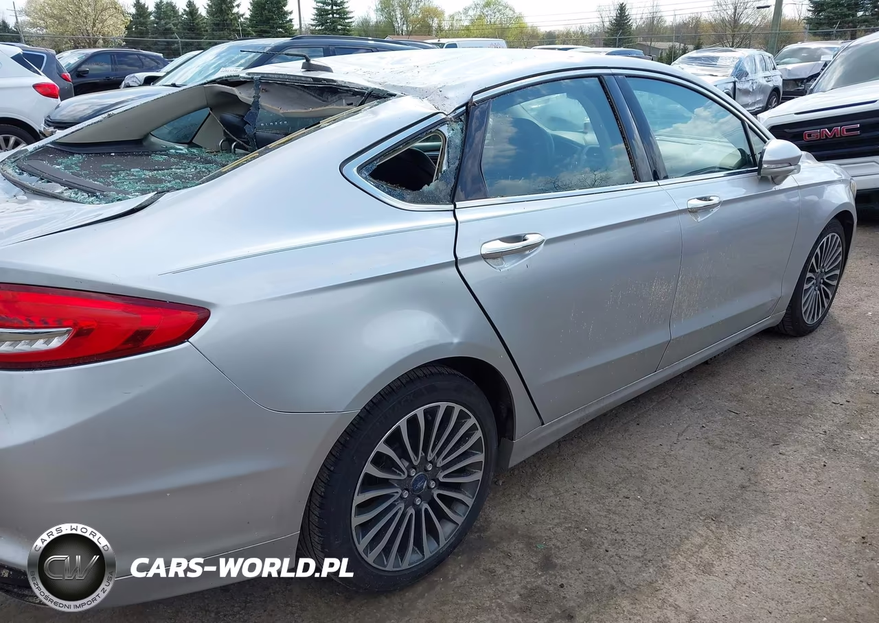 2017 Ford Fusion Se VIN:3FA6P0T90HR292301 - 4