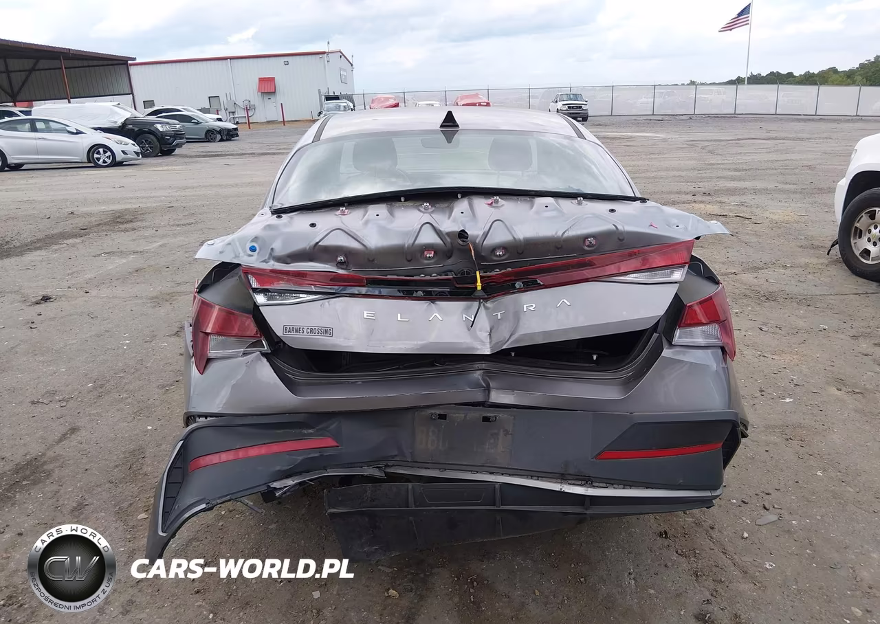 2025 Hyundai Elantra Se VIN:KMHLL4DG9SU874423 - 17