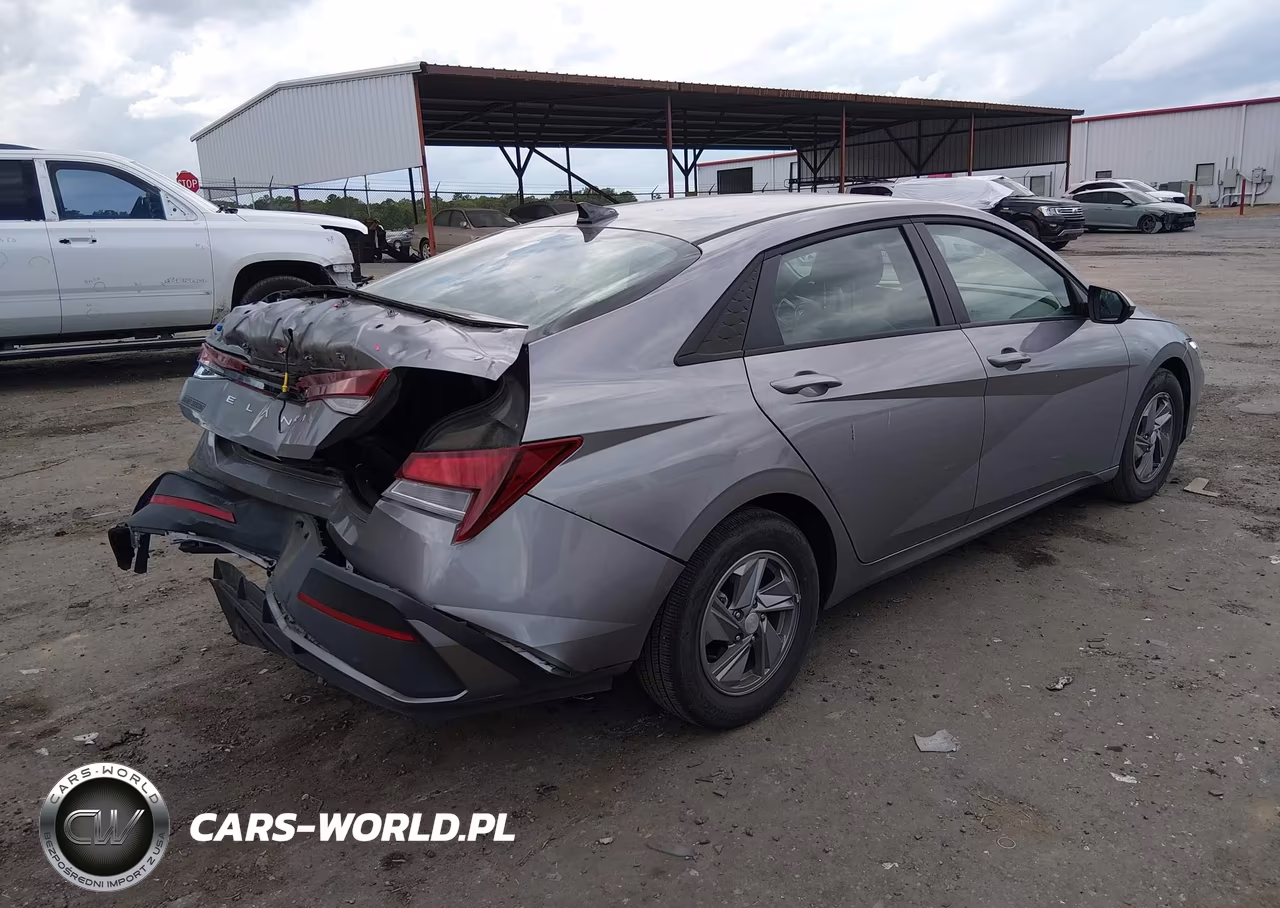 2025 Hyundai Elantra Se VIN:KMHLL4DG9SU874423 - 4