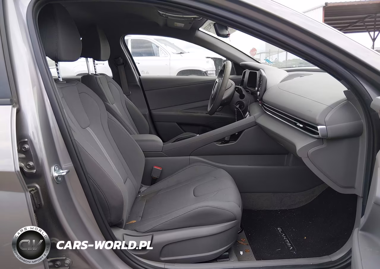 2025 Hyundai Elantra Se VIN:KMHLL4DG9SU874423 - 5