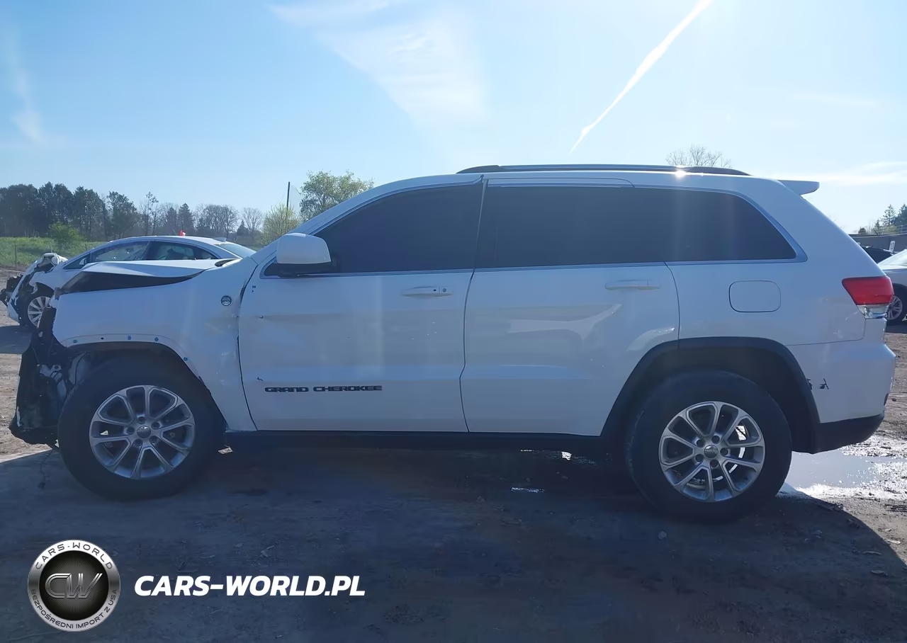 2018 Jeep Grand Cherokee Laredo E 4X4 VIN:1C4RJFAG8JC328284 - 14