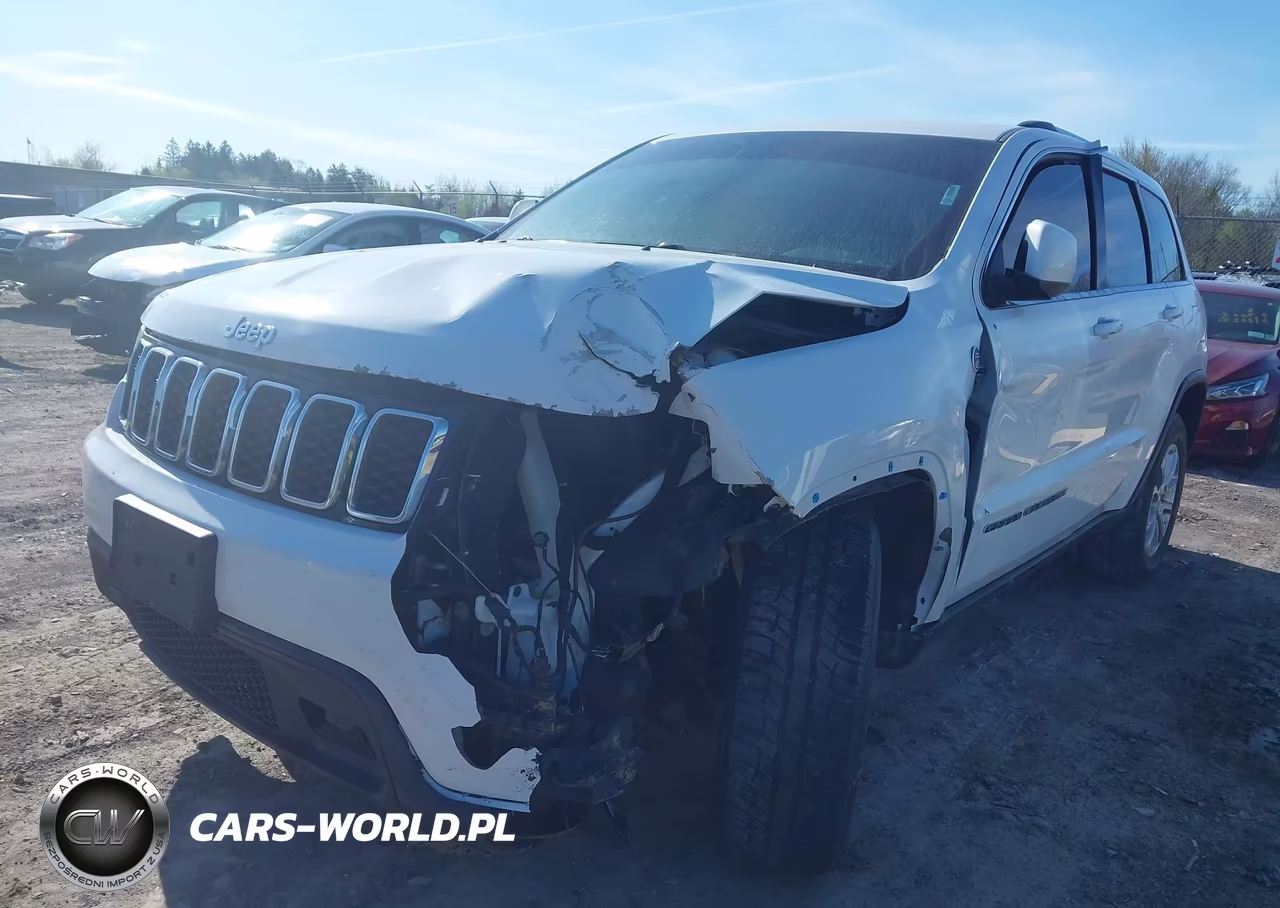 2018 Jeep Grand Cherokee Laredo E 4X4 VIN:1C4RJFAG8JC328284 - 2