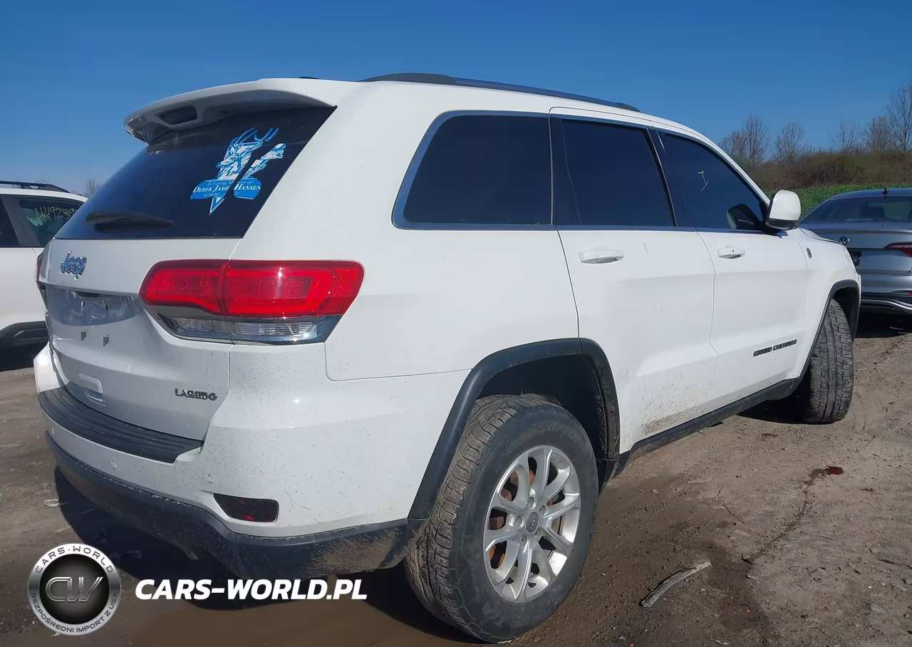 2018 Jeep Grand Cherokee Laredo E 4X4 VIN:1C4RJFAG8JC328284 - 4