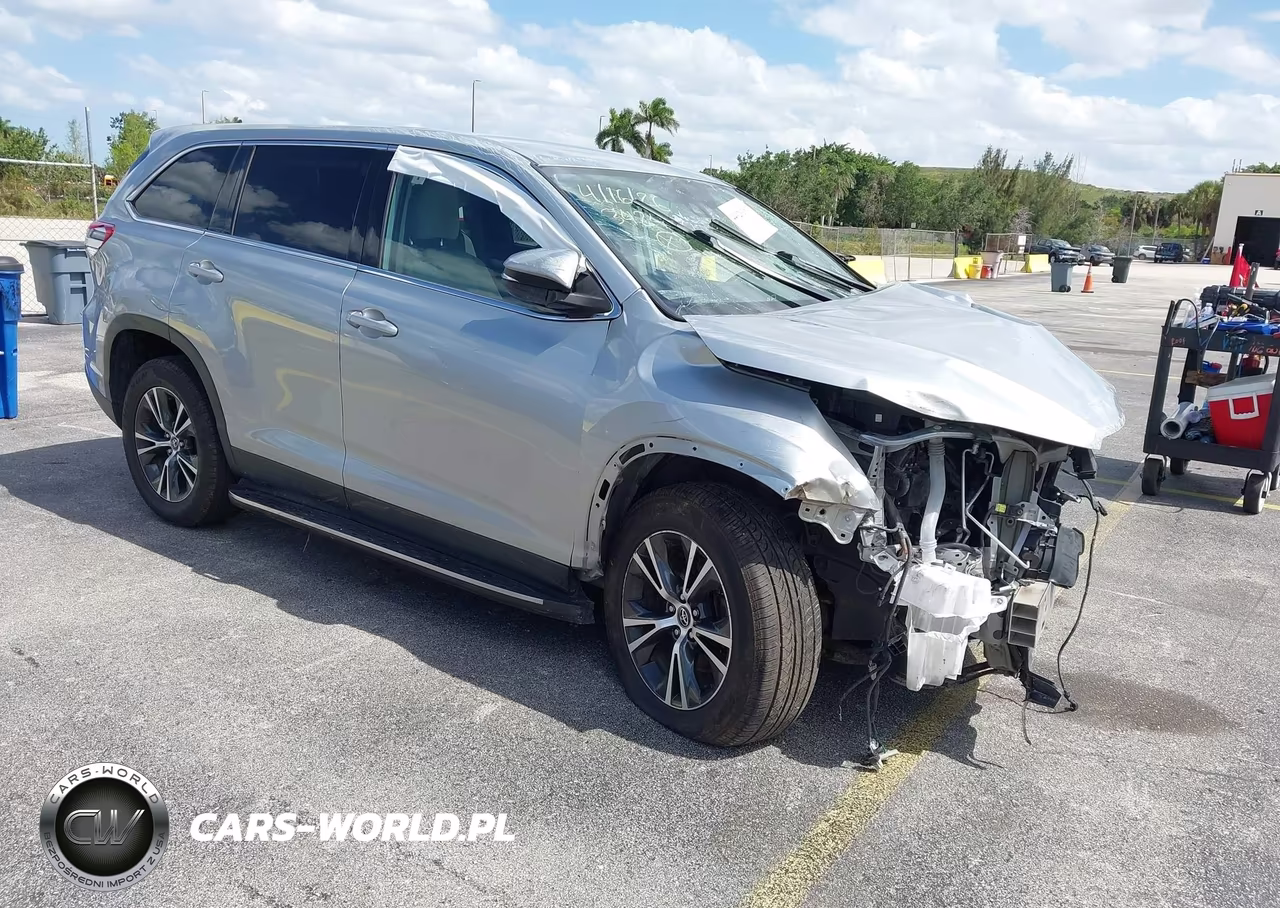 2019 Toyota Highlander Le