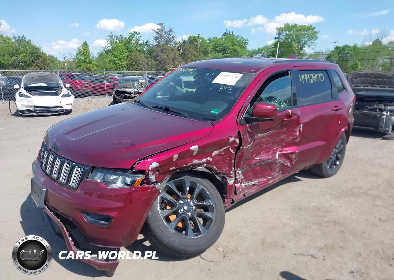2017 Jeep Grand Cherokee Altitude 4X4 VIN:1C4RJFAGXHC768243 - 2