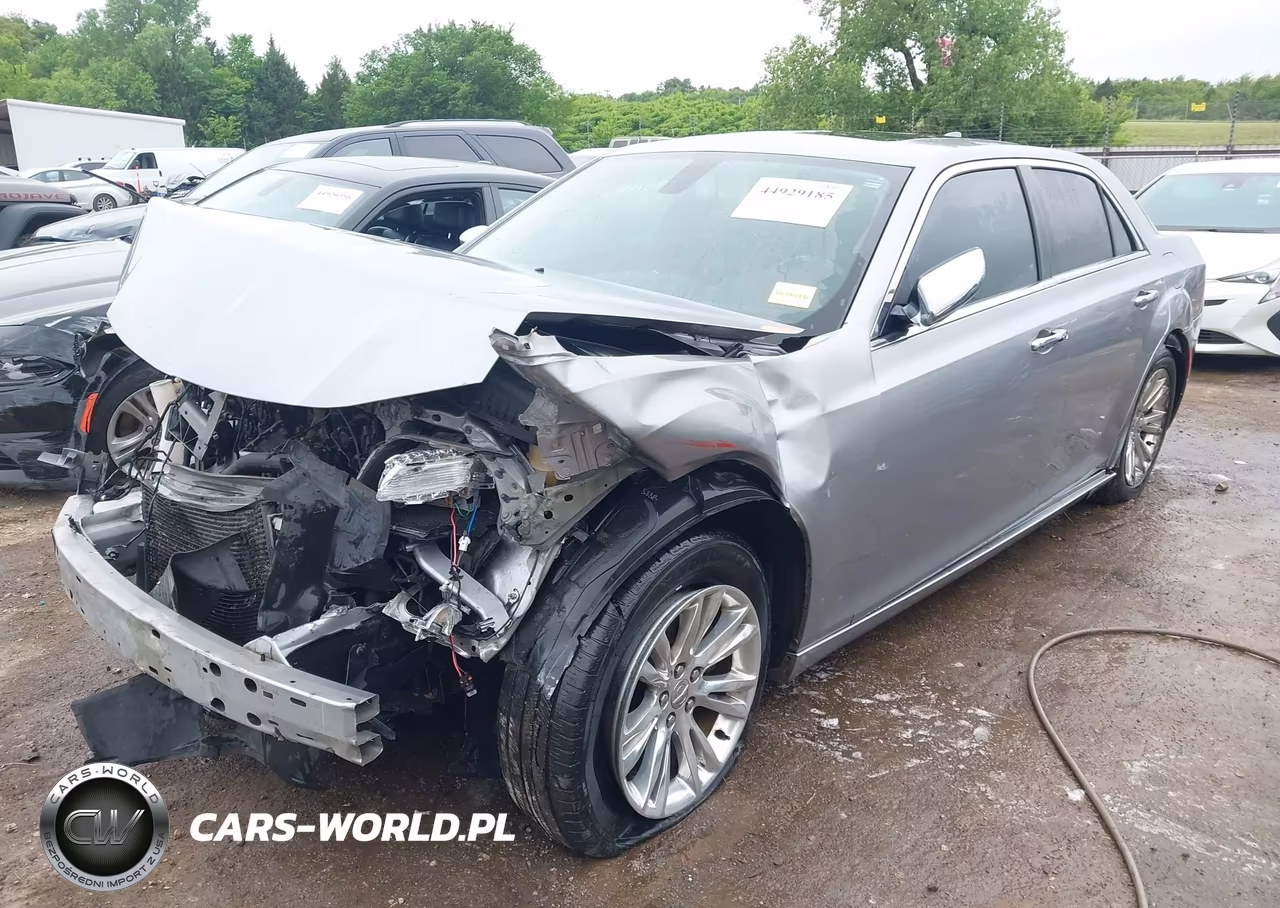 2016 Chrysler 300C VIN:2C3CCAEG8GH212350 - 2