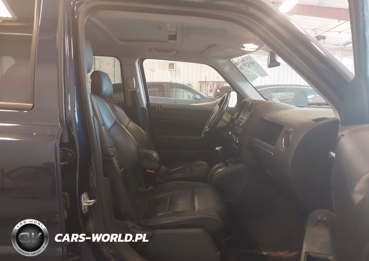 2016 Jeep Patriot High Altitude Edition VIN:1C4NJRFB3GD745974 - 5