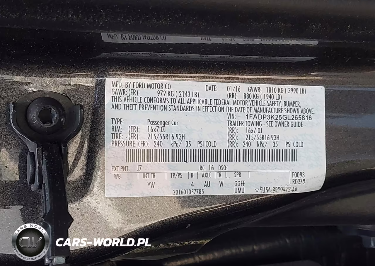2016 Ford Focus Se VIN:1FADP3K25GL265816 - 9