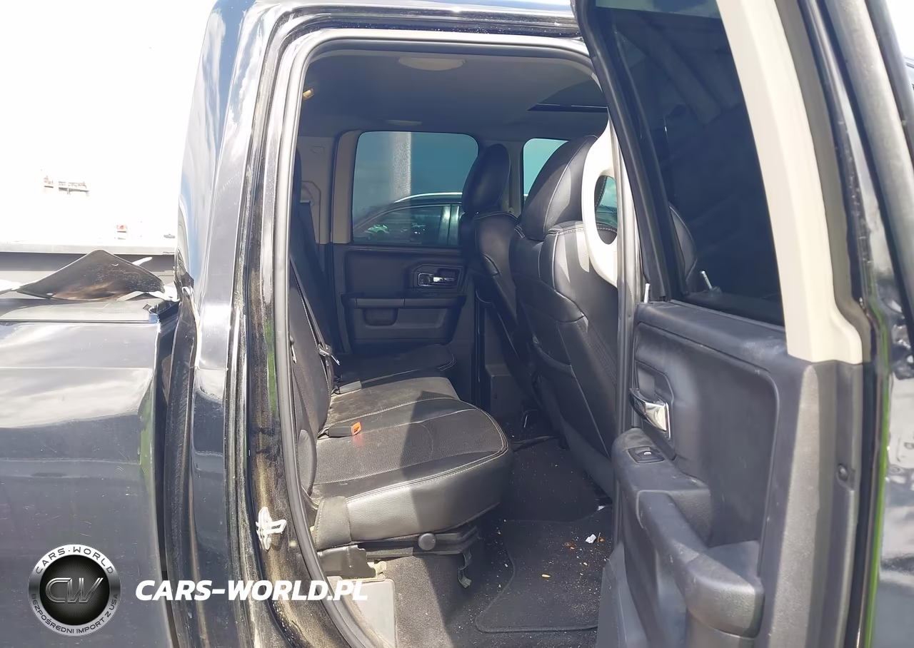 2015 Ram 1500 Laramie VIN:1C6RR7JM7FS572498 - 8