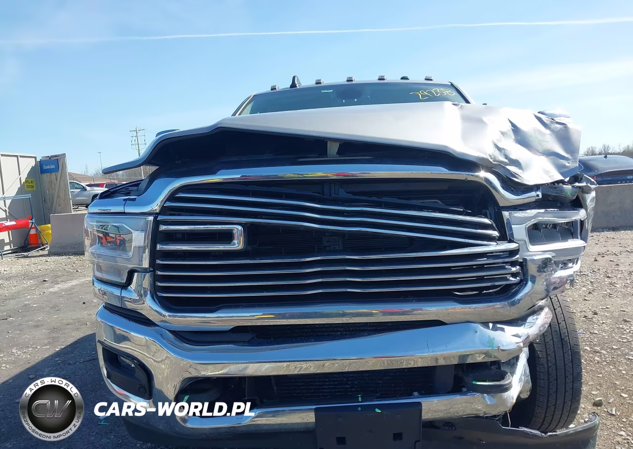 2023 Ram 3500 Laramie 4X4 8' Box VIN:3C63RRJL7PG507975 - 15