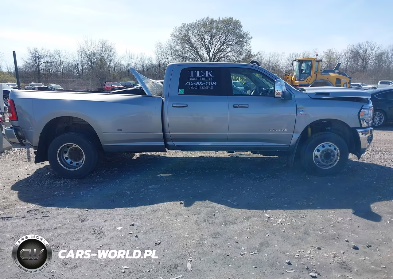 2023 Ram 3500 Laramie 4X4 8' Box VIN:3C63RRJL7PG507975 - 16