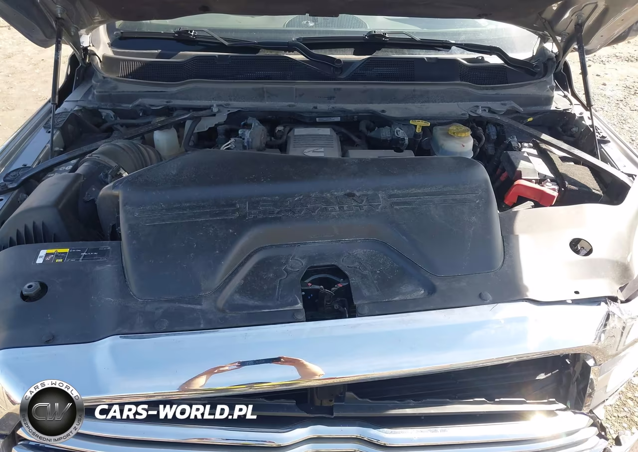 2023 Ram 3500 Laramie 4X4 8' Box VIN:3C63RRJL7PG507975 - 9