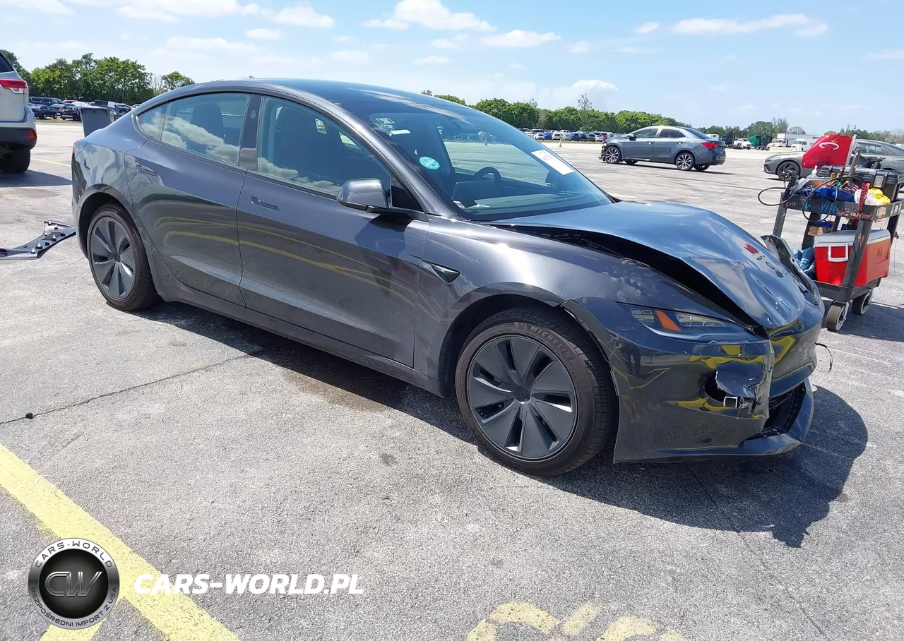 2025 Tesla Model 3 Long Range Rear-Wheel Drive-Standard Rear-Wheel Drive