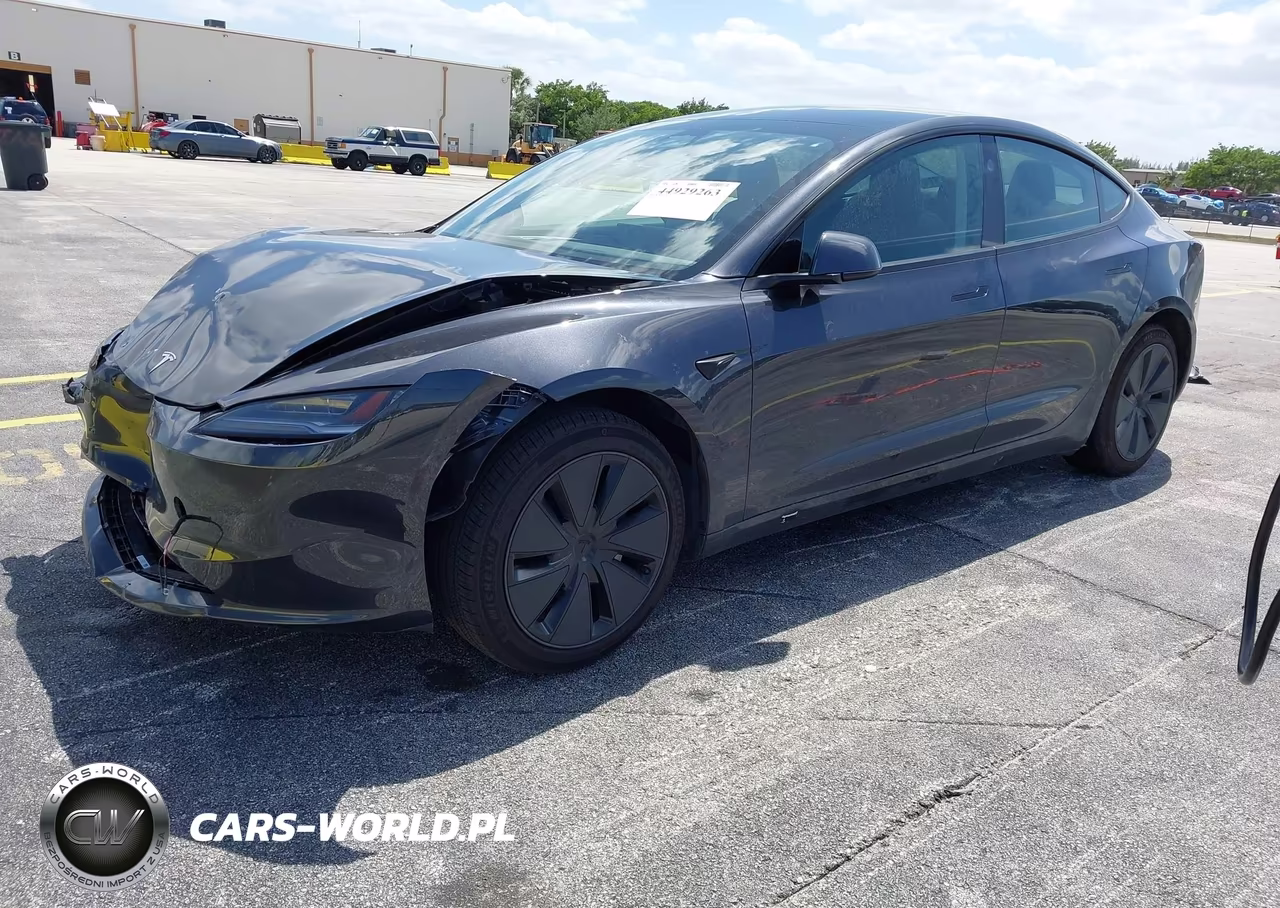 2025 Tesla Model 3 Long Range Rear-Wheel Drive-Standard Rear-Wheel Drive VIN:5YJ3E1EA2SF985864 - 2