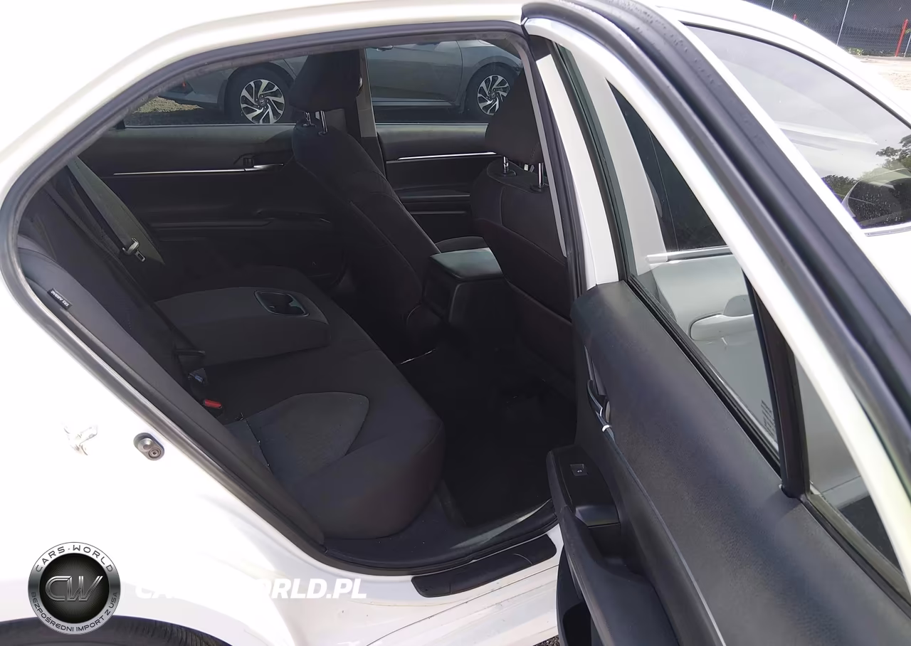 2019 Toyota Camry Le VIN:4T1B11HK5KU754018 - 8
