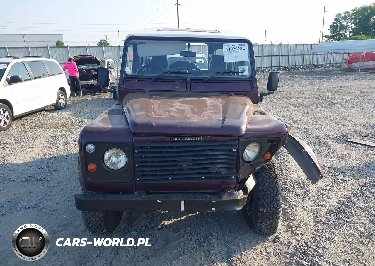 1995 Land Rover Defender VIN:SALLDVB67MA949240 - 12