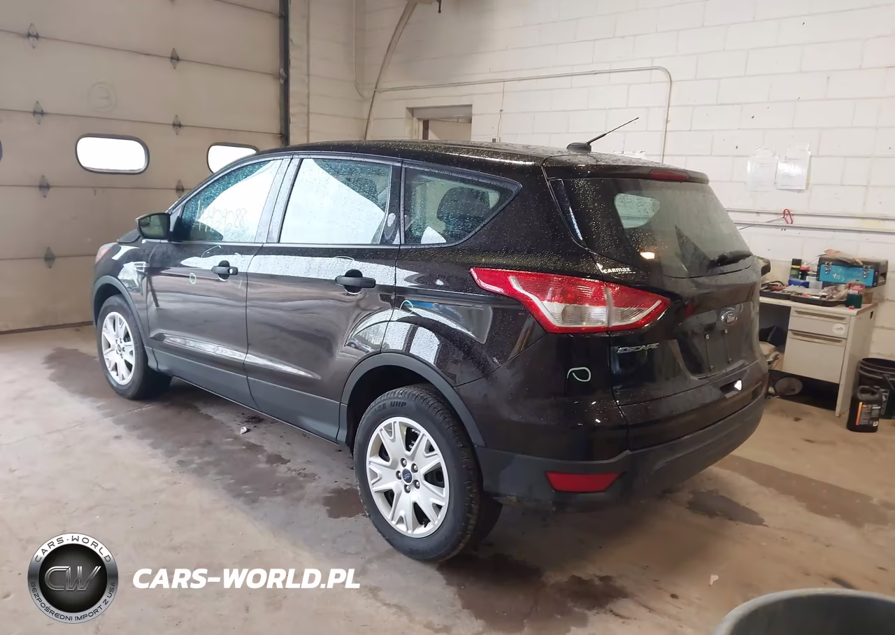 2013 Ford Escape S VIN:1FMCU0F73DUB15286 - 3