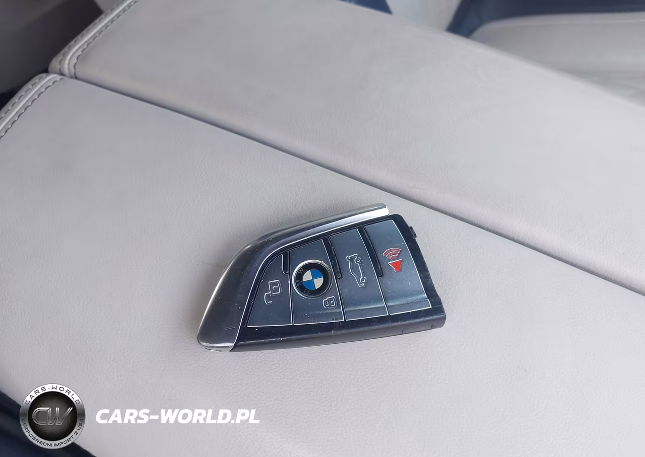 2020 BMW X7 xDrive40I VIN:5UXCW2C04L9B43425 - 11