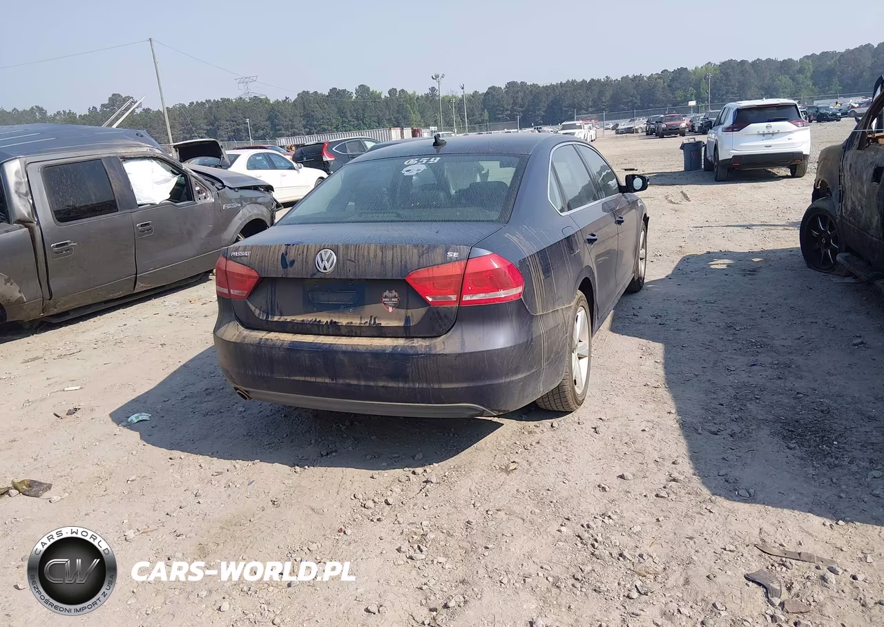 2013 Volkswagen Passat 2.5L Se VIN:1VWBP7A3XDC081435 - 4