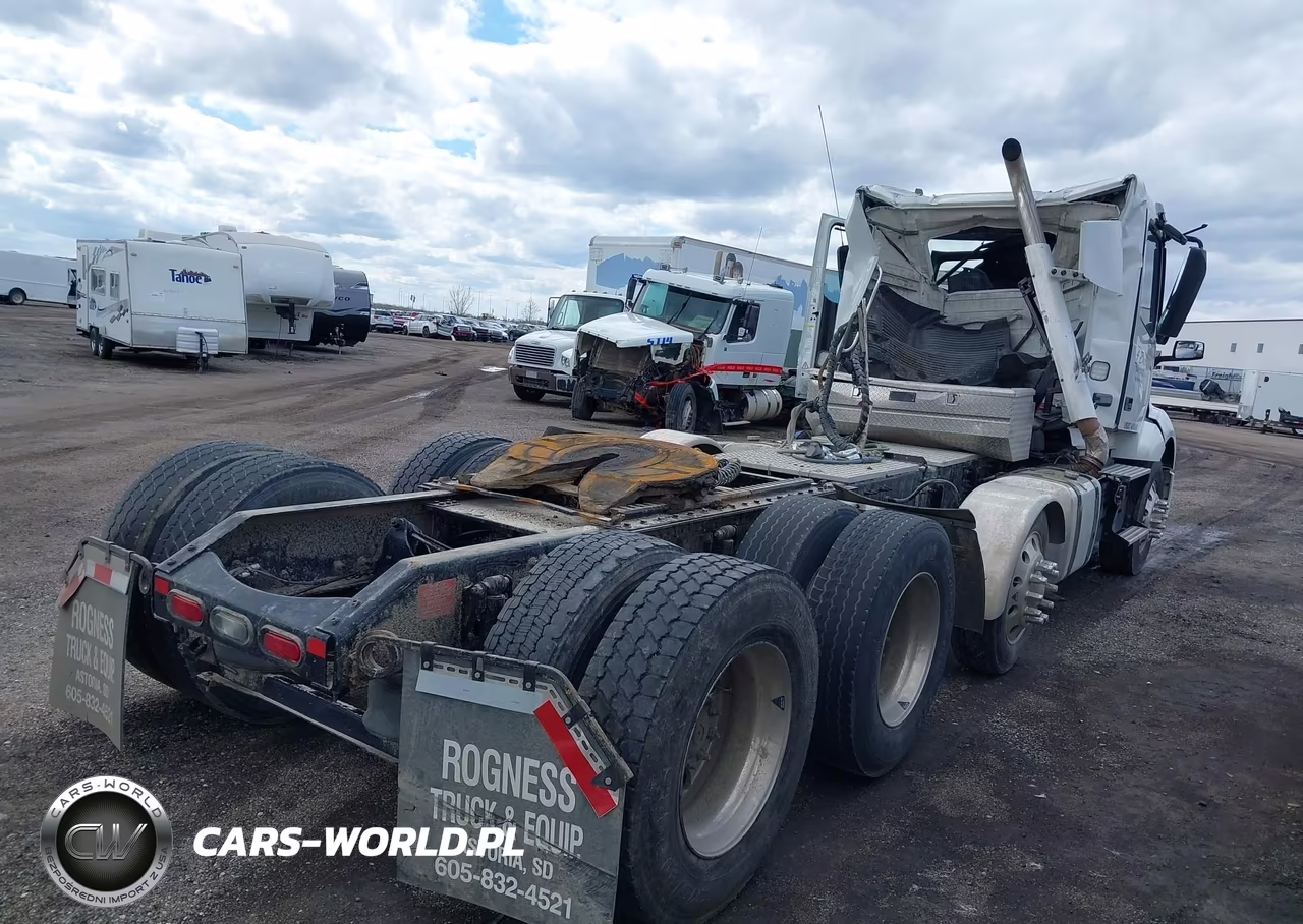 2019 Volvo Vnl VIN:4V4N99EHXKN211585 - 4