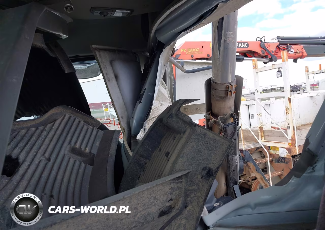 2019 Volvo Vnl VIN:4V4N99EHXKN211585 - 7