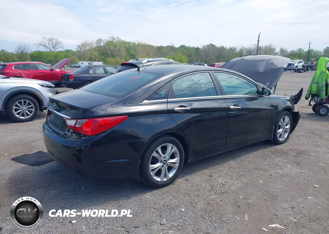 2011 Hyundai Sonata Limited VIN:5NPEC4AC8BH304373 - 4