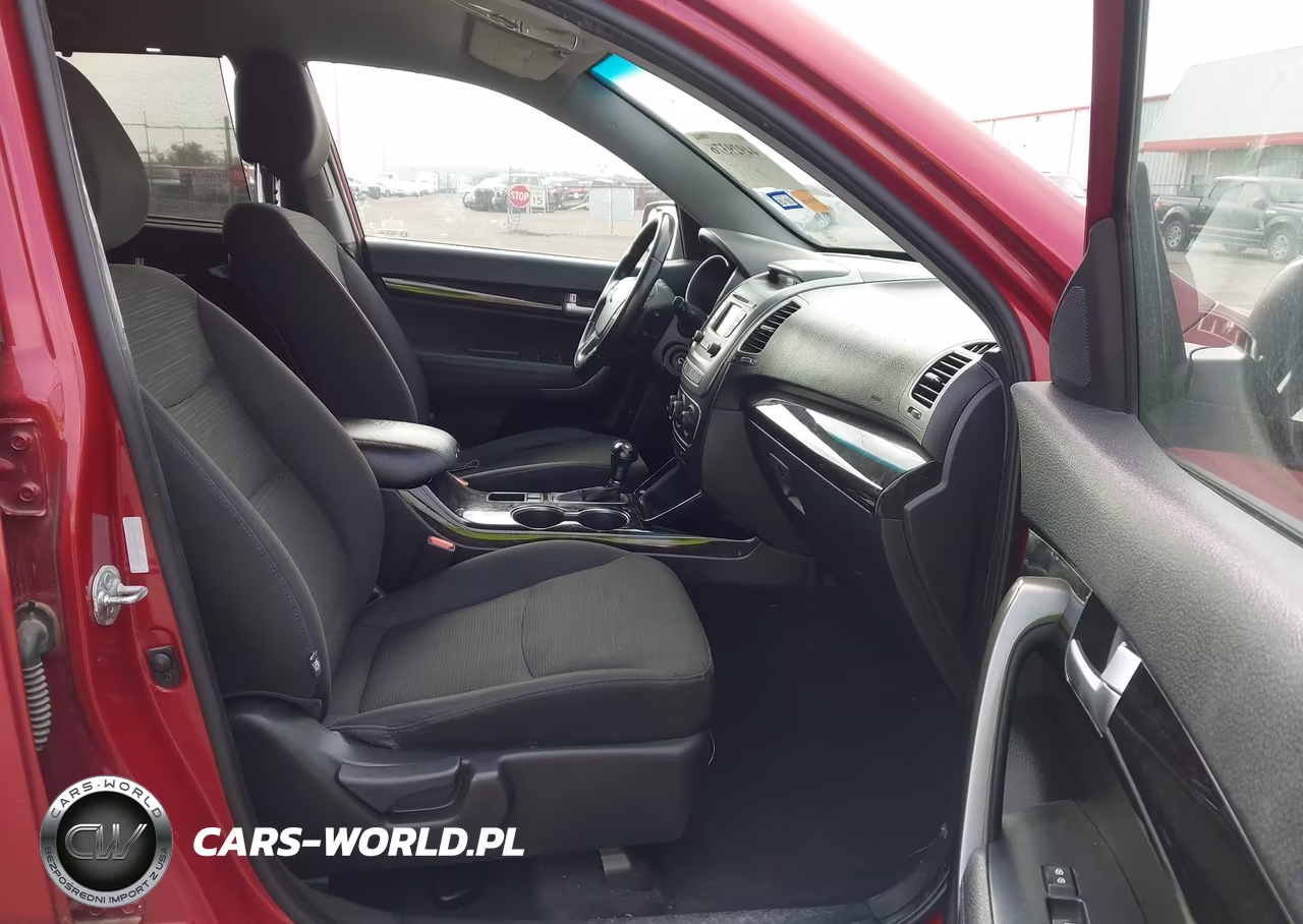 2014 Kia Sorento Lx VIN:5XYKT4A66EG511725 - 5